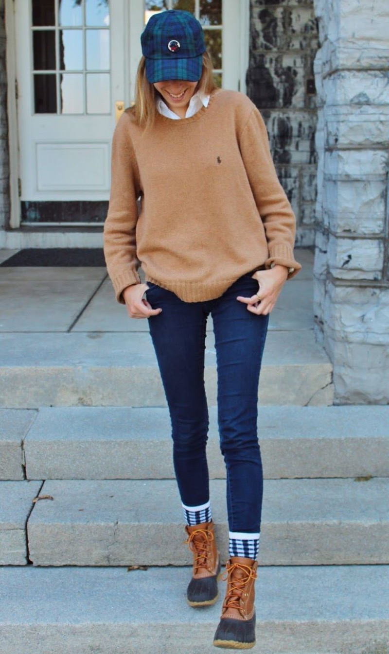 Preppy Spring Outfits in Cold Climates: Classic American Layering