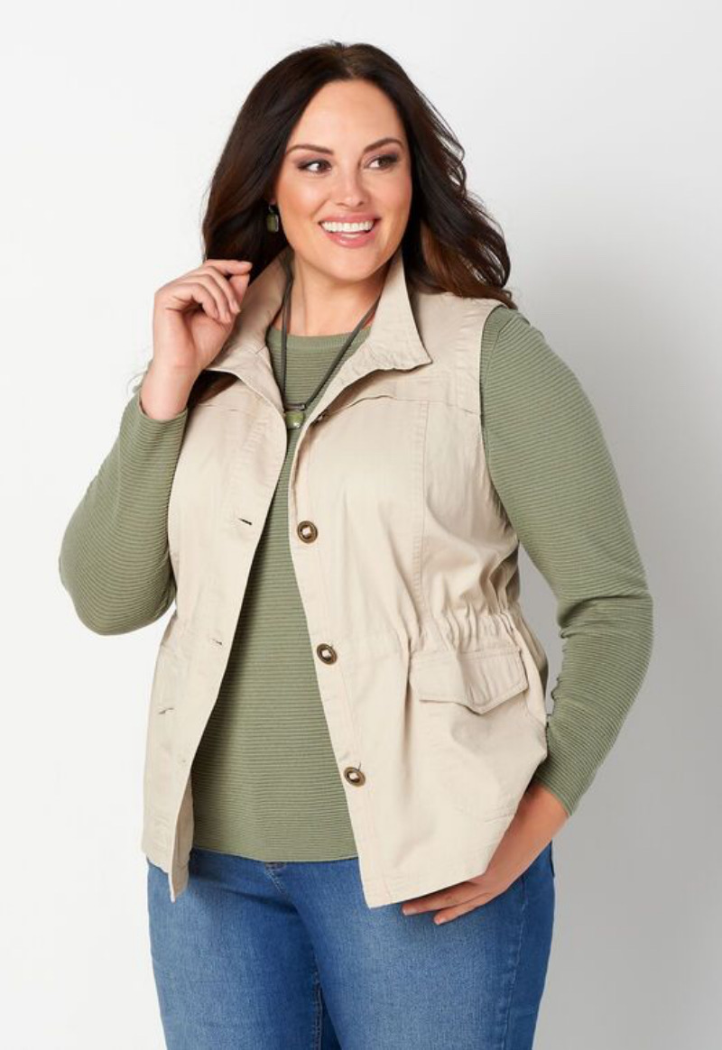 Effortless Plus-Size Vest Outfits for Spring