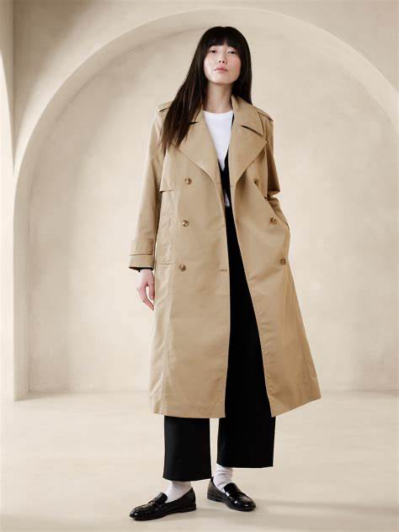 Timeless Old Money Spring Style: Classic Trench Coat Elegance