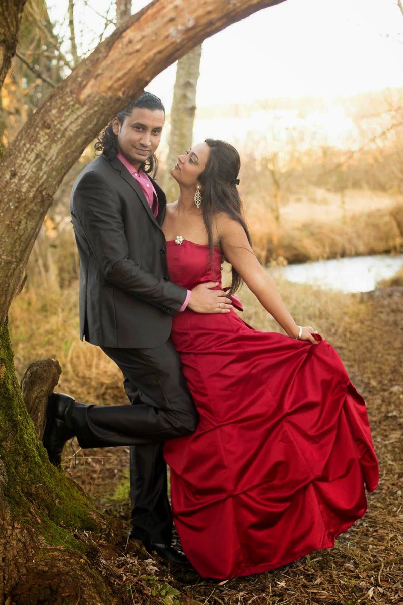 Valentine Couple Photoshoot Outfits: Classic Romance with Modern Elegance